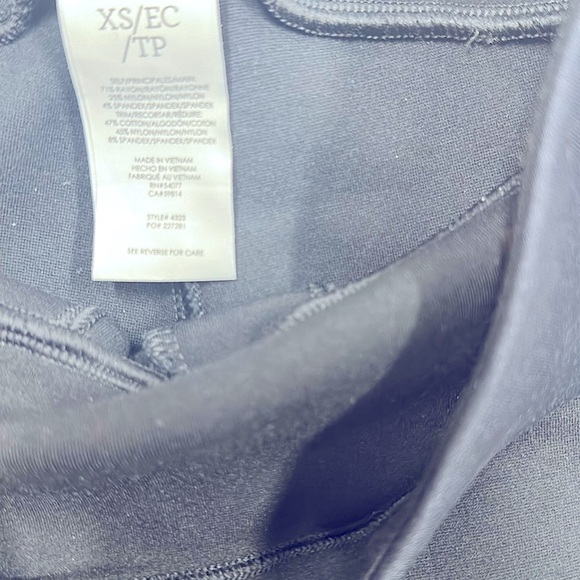 Cabi Black and Gray Leggings with Zipper Pockets size xsmall - Picture 5 of 7